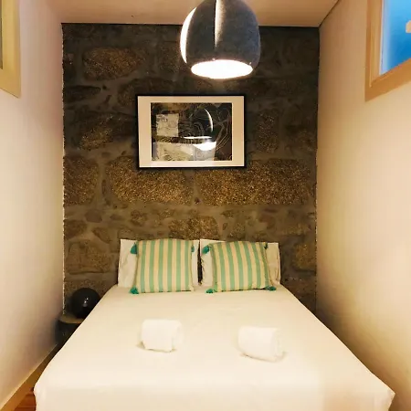 D'ouro アパート